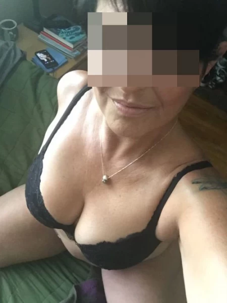Plan cam sur skype avec une femme mûre de 50 ans de Haute-Saône