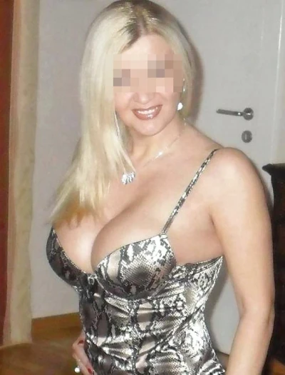 Plan sexe avec une cougar de Tours qui cherche un jeune homme coquin macho
